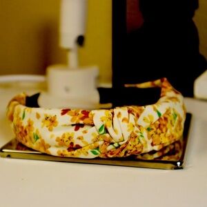 Beautiful Fall 🍂 Colorful Headband NWOT